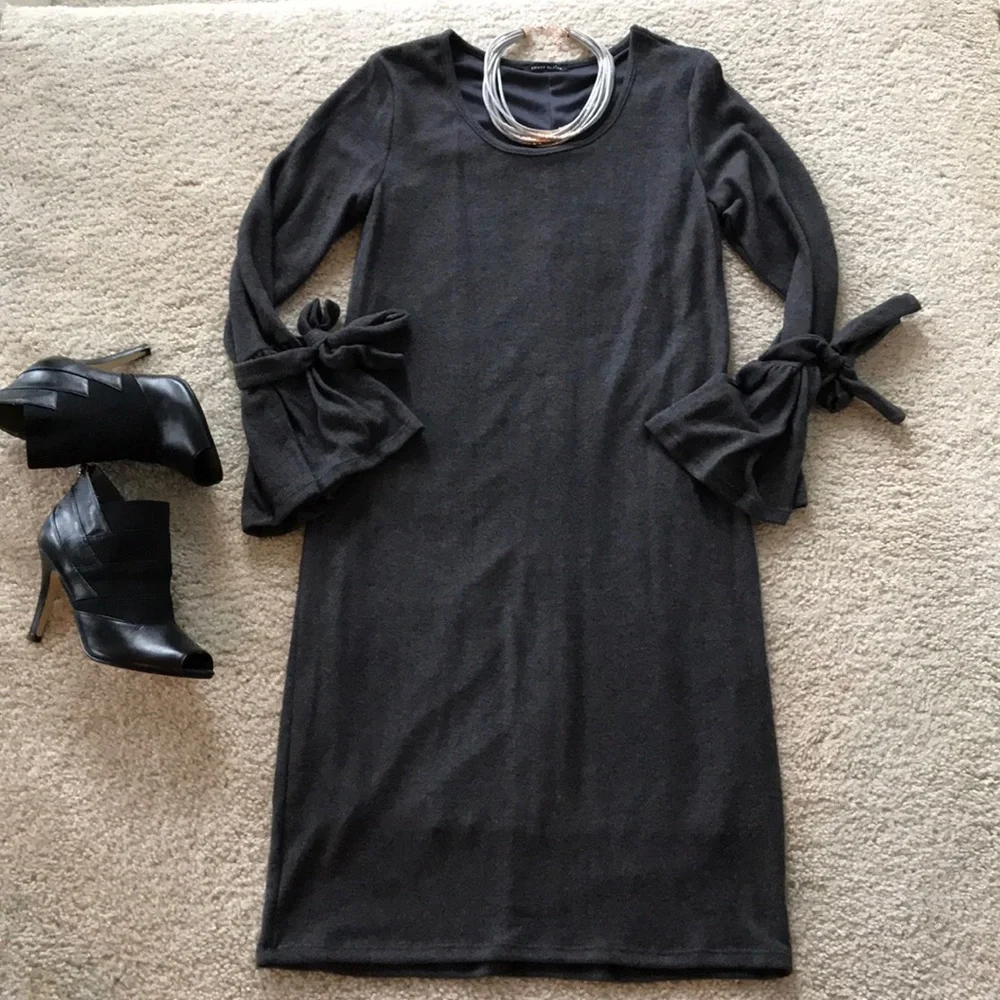 Charcoal Bell Sleeve Dress - Picture 5 of 8